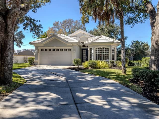 111 WAYFOREST DR photo
