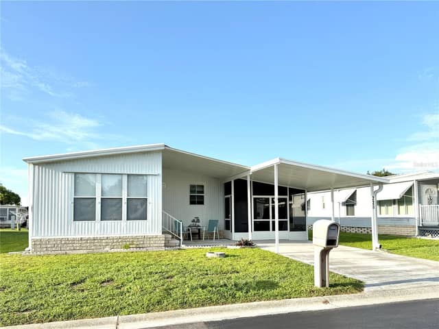 225 N SAINT THOMAS CIR photo