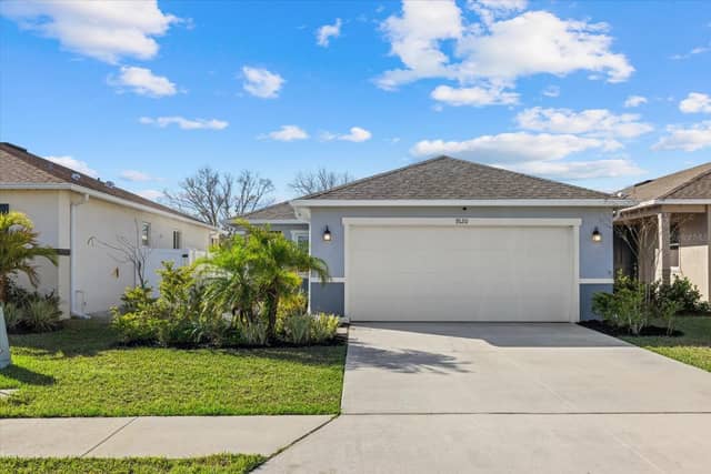 9120 SANDY BLUFFS CIR photo