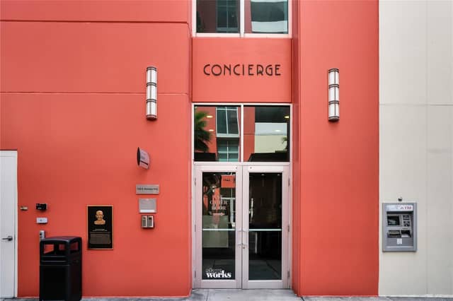 1120 E KENNEDY BLVD #827 photo