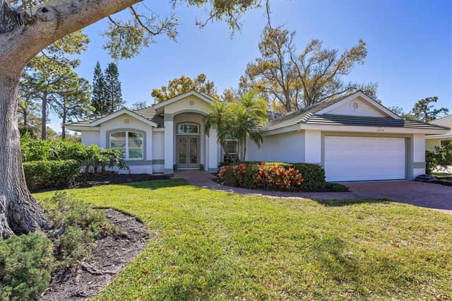8684 WOODBRIAR DR photo