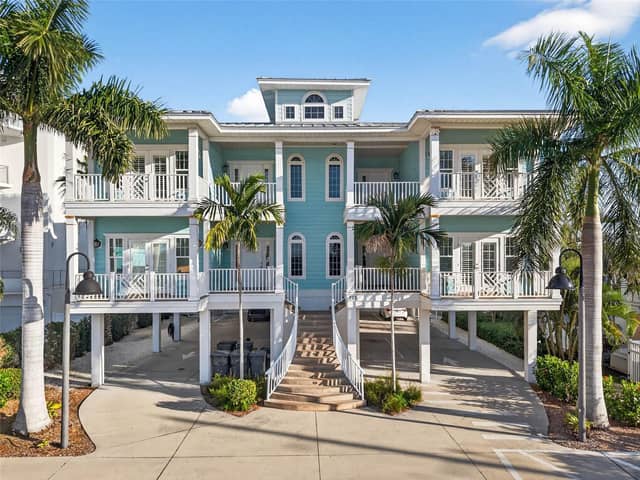 255 104TH AVE photo