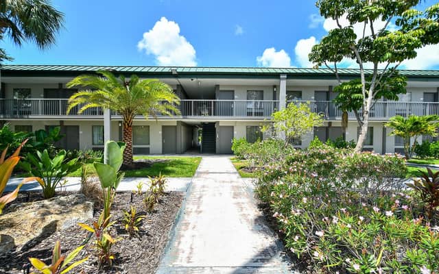 7150 N TAMIAMI TRL #S-612 photo