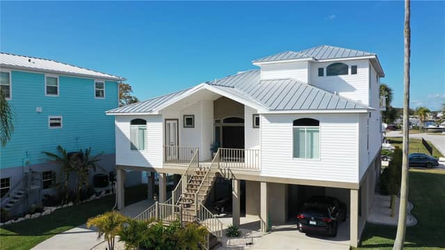 8117 BRIGHTON DR photo