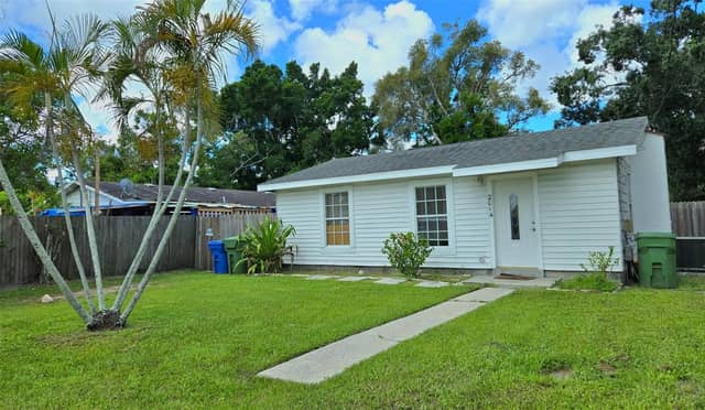 2014 10TH ST W #B photo