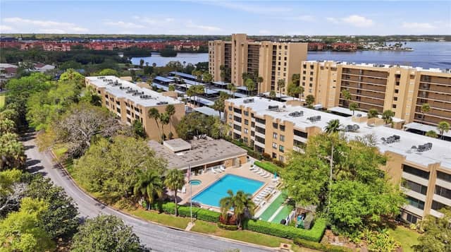 2616 COVE CAY DR #502 photo