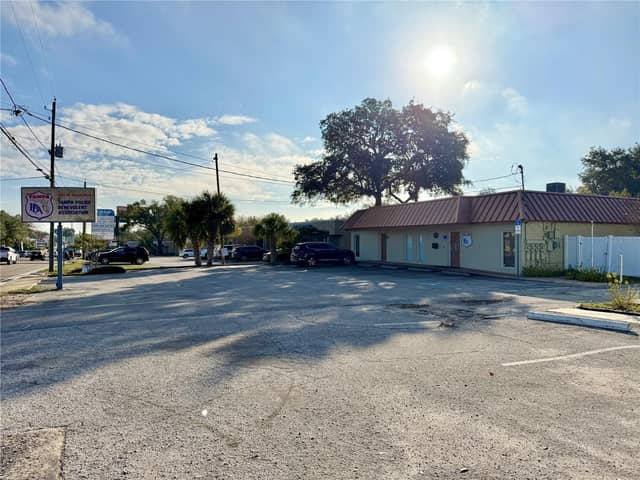 1302 W BUSCH BLVD photo