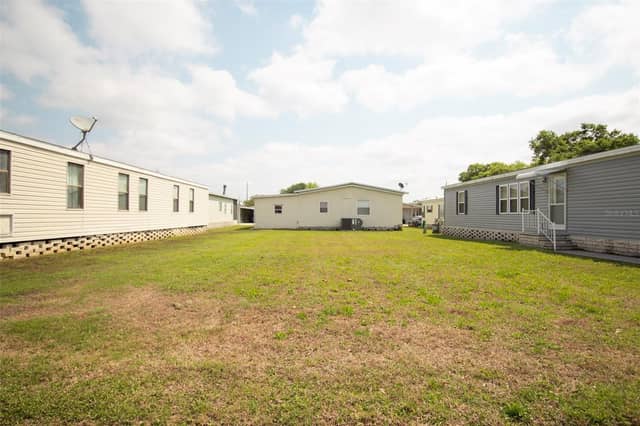 3024 BRIAR ST photo