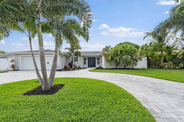 170 98TH AVE N photo