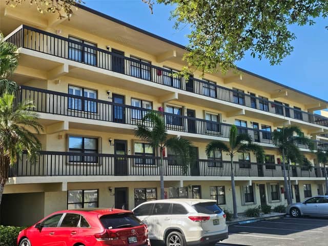 315 30TH AVE W #B307 photo