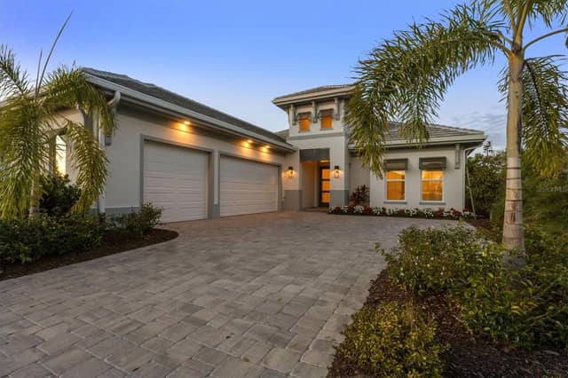 8352 SEA GLASS CT photo