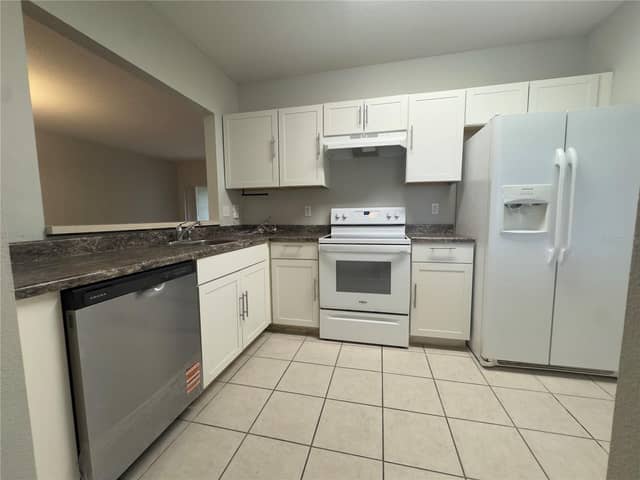 9507 AMBERDALE CT #201 photo