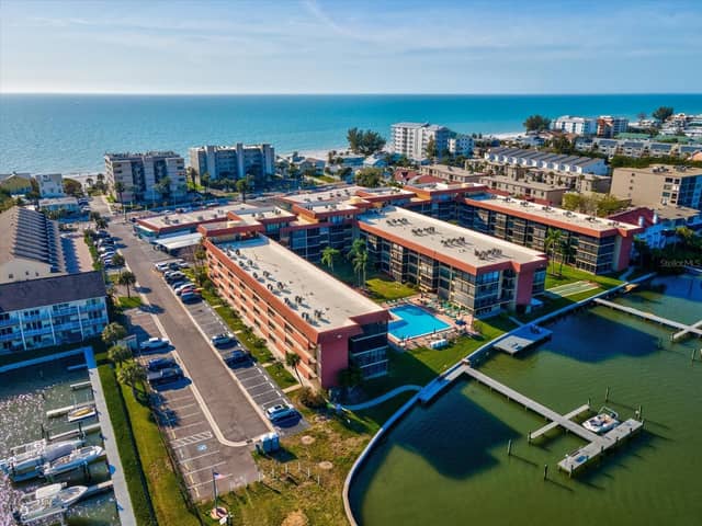 19701 GULF BLVD #105 photo