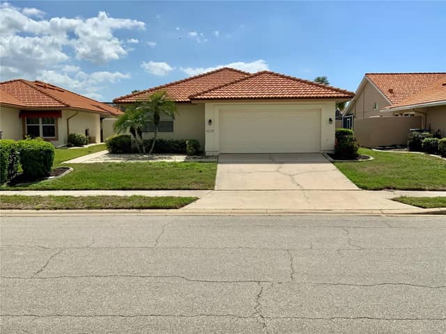 4310 MURFIELD DR E photo