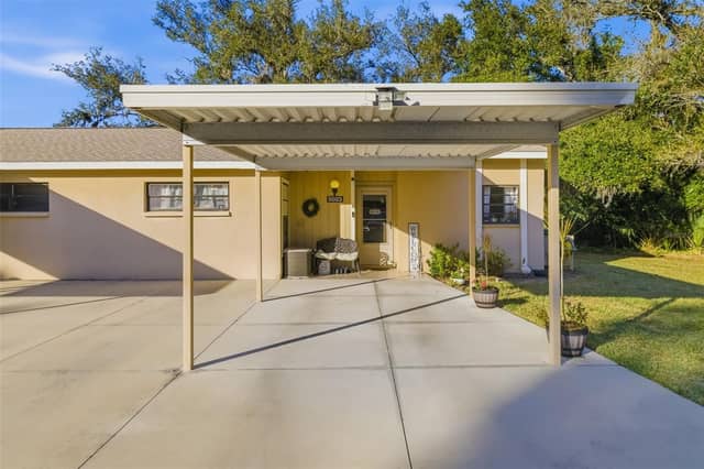 5023 VILLAGE GARDENS DR #29 photo