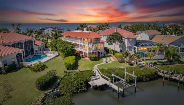 6107 MARBELLA BLVD photo