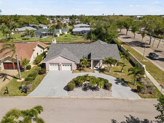 1009 KINGS CT photo