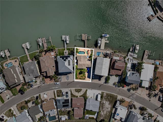 449 S BAYSHORE DR photo