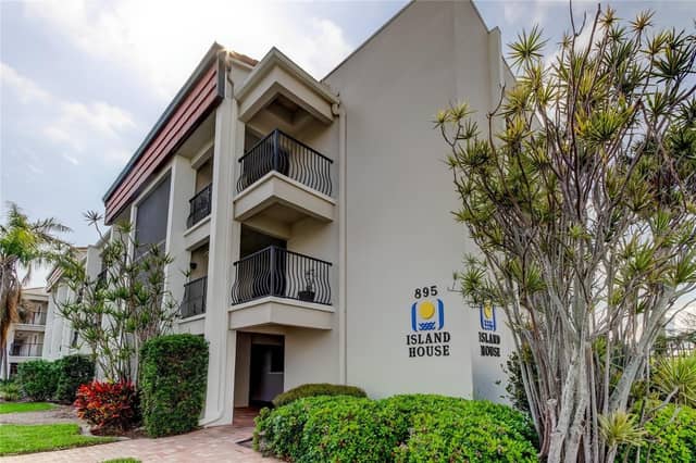 895 S GULFVIEW BLVD #303 photo