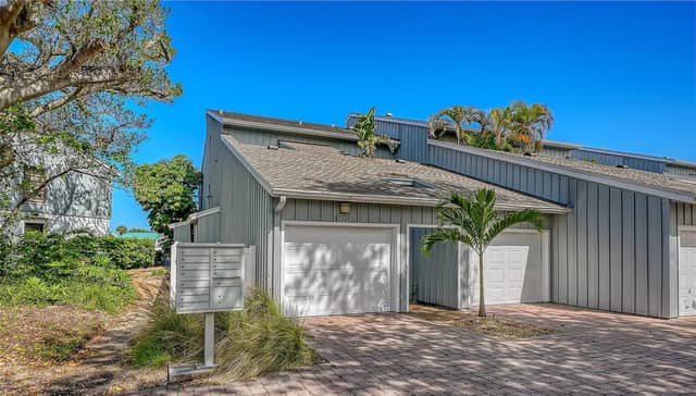 1249 DOCKSIDE PL #110 photo