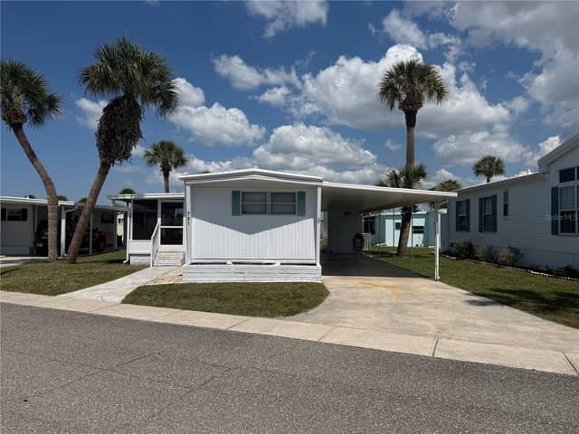 731 CAMELLIA DR photo