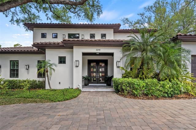 3211 W BAY VILLA AVE photo