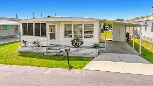 80 DEL RIO DR photo