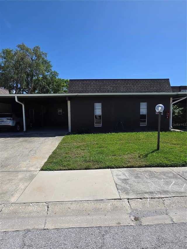 4836 ONYX LN #B photo