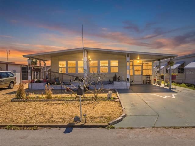 7402 CASCADE DR photo