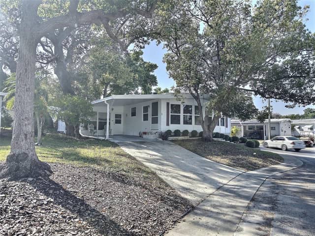 46 PALM FOREST DR photo