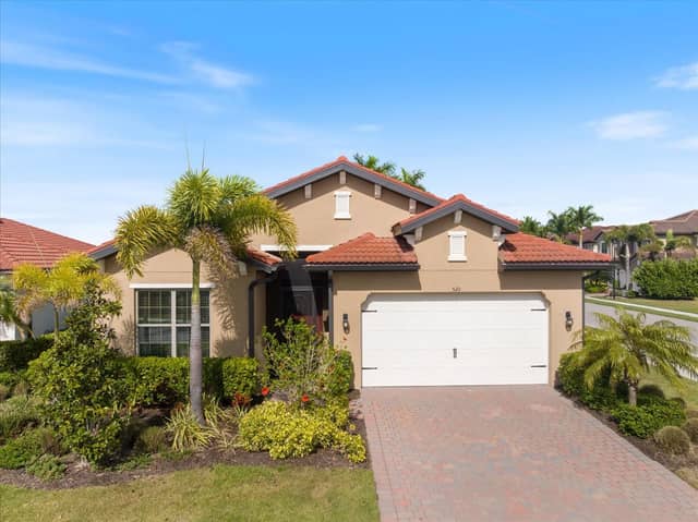 520 MARAVIYA BLVD photo