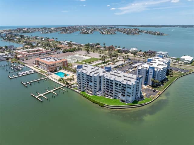 450 TREASURE ISLAND CSWY #102 photo