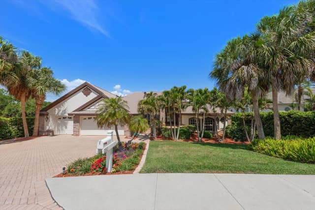 280 BELLEVIEW BLVD photo