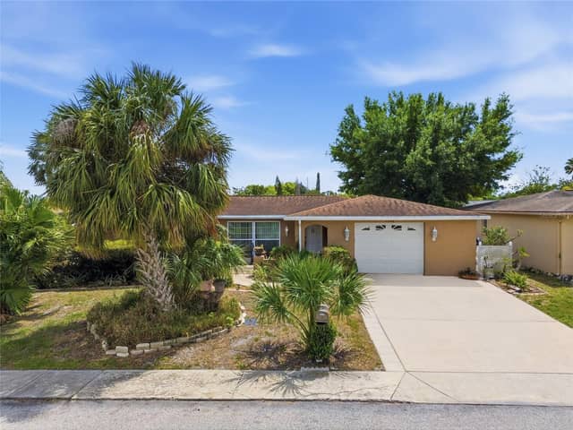 7140 ROCKWOOD DR photo