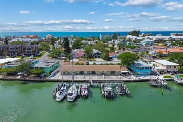 2307 BAY BLVD photo