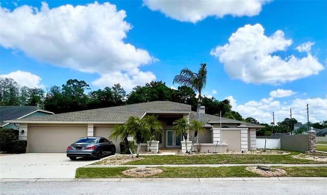 5810 REDHAWK DR photo
