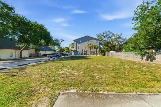444 SKINNER BLVD photo