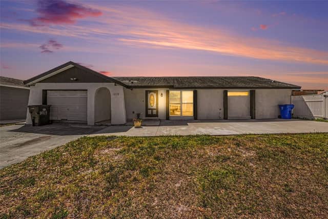 10119 CHIMNEY HILL CT photo