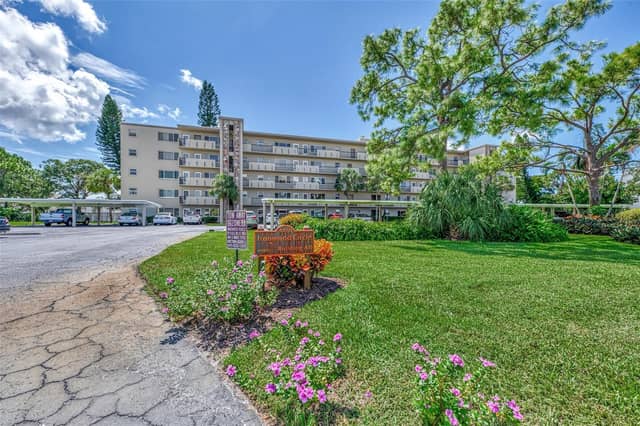 4460 IRONWOOD CIR #102A photo