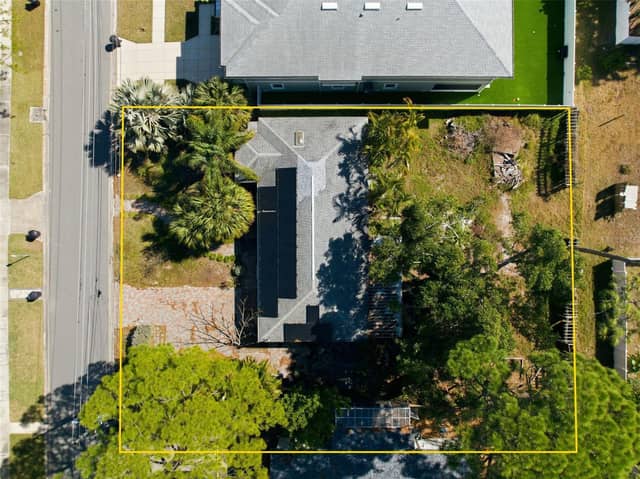 208 48TH AVE N photo