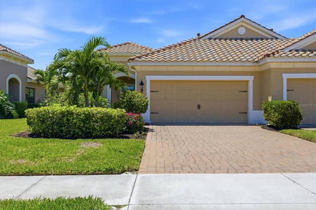 1359 BACKSPIN DR photo