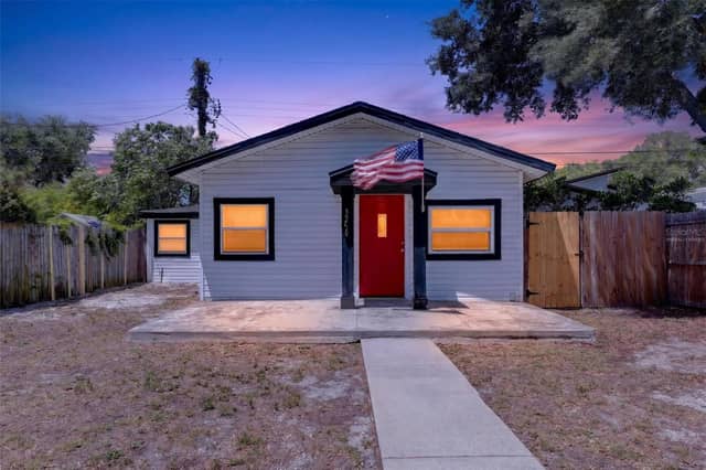 3250 PRESCOTT ST N photo