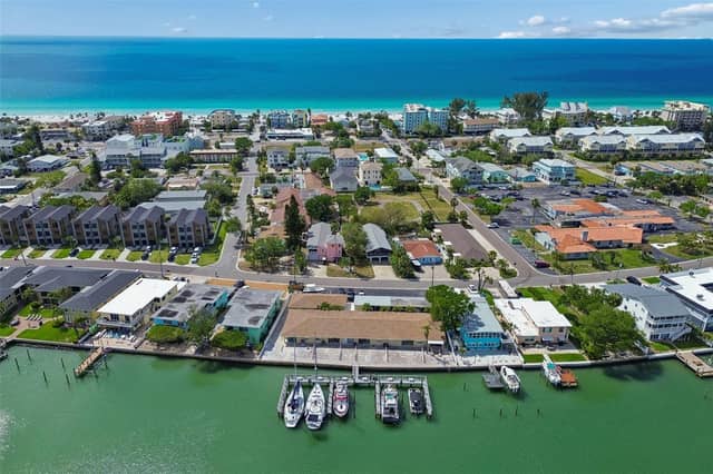 2307 BAY BLVD photo