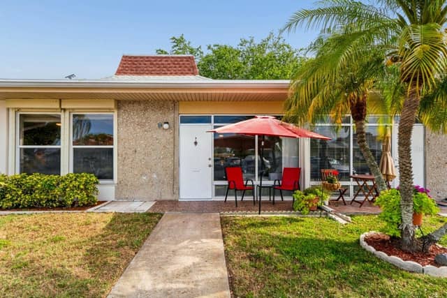 4363 TAHITIAN GARDENS CIR #B photo