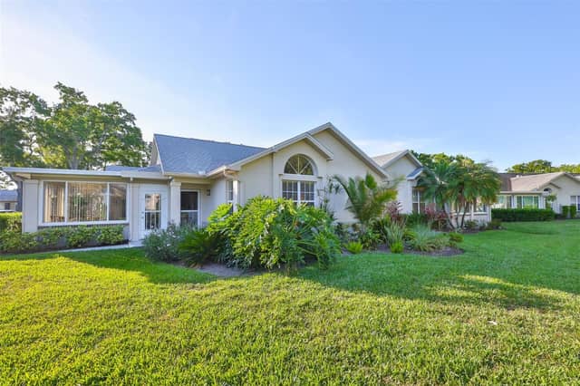 1115 GOLFVIEW WOODS DR photo