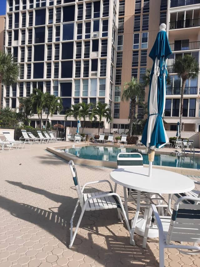 7400 SUN ISLAND DR S #107 photo