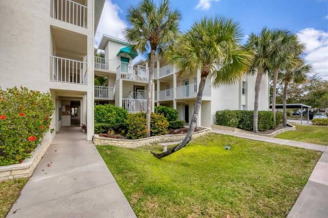 7294 CLOISTER DR #9 photo