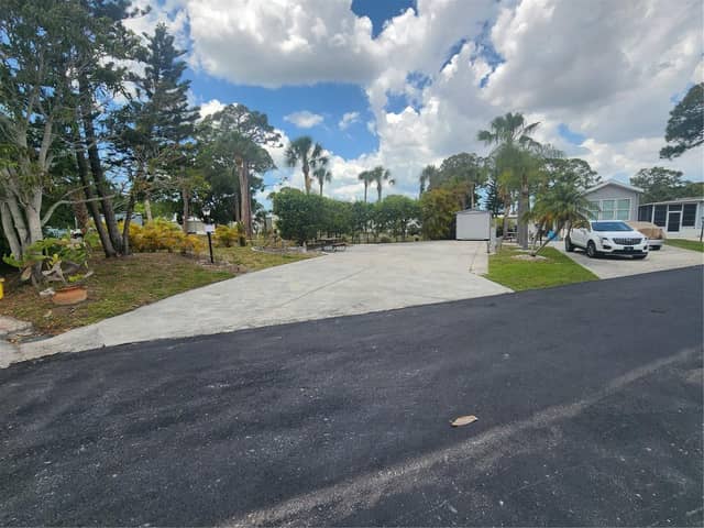 1674 UNIVERSITY PKWY #328 photo