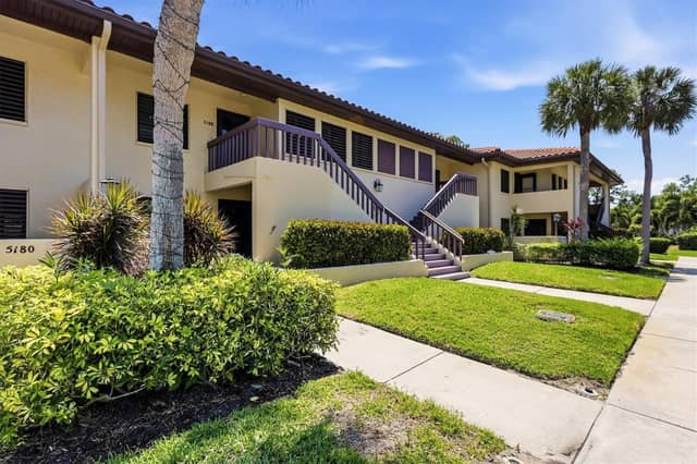 5186 LAKE VILLAGE DR #90 photo