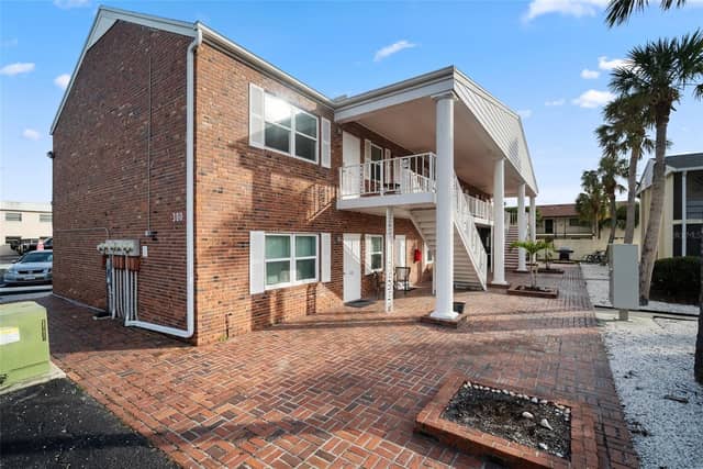 380 BASE AVE E #202 photo
